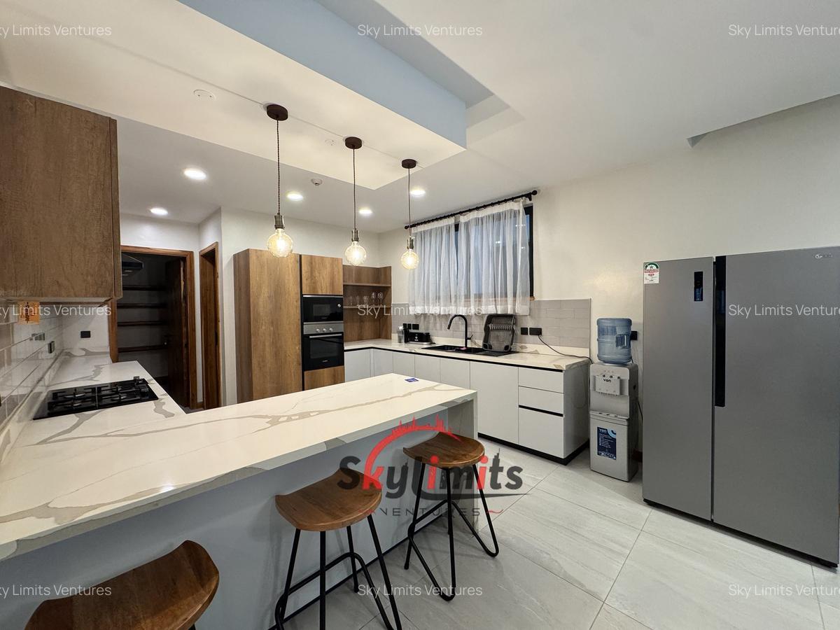 4 Bed Apartment with En Suite at Peponi Rd - 3