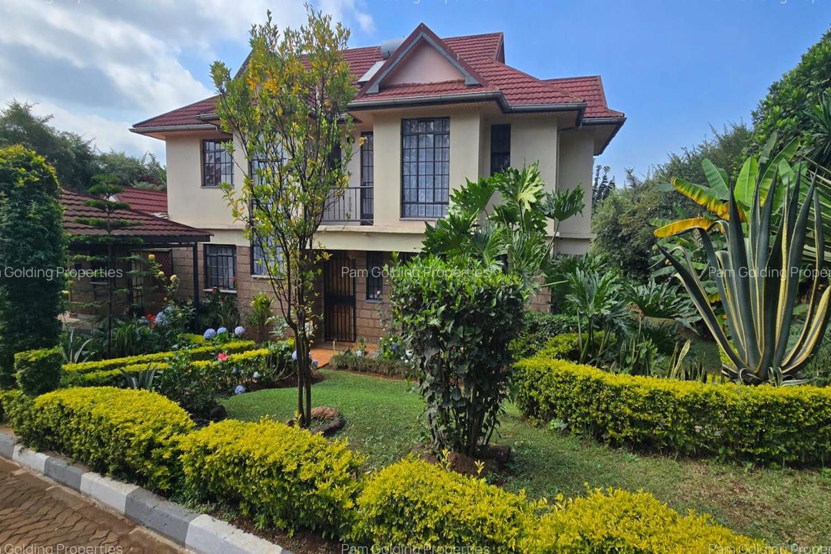 4 Bed House with En Suite in Runda - 1