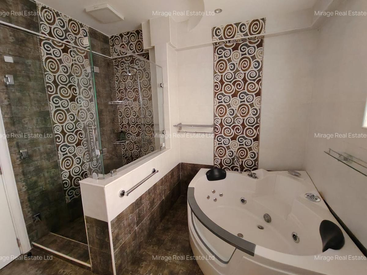 Serviced 4 Bed Apartment with En Suite in Westlands Area - 11