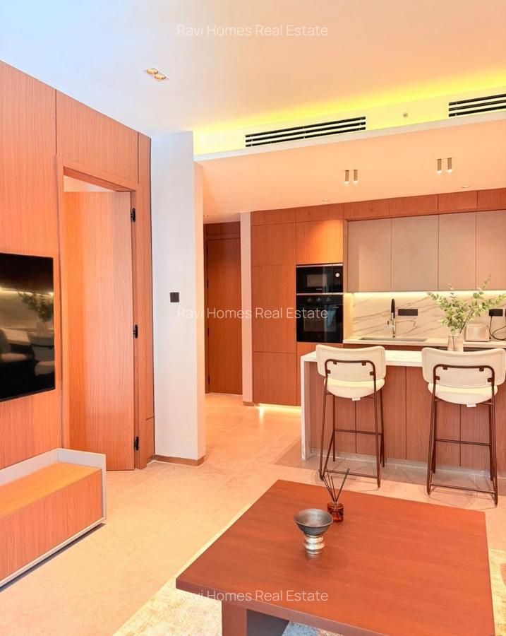 Serviced Studio Apartment with Swimming Pool at Un Crescent - 1