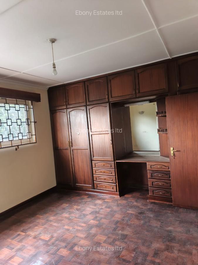 5 Bed Townhouse with En Suite in Lavington - 8