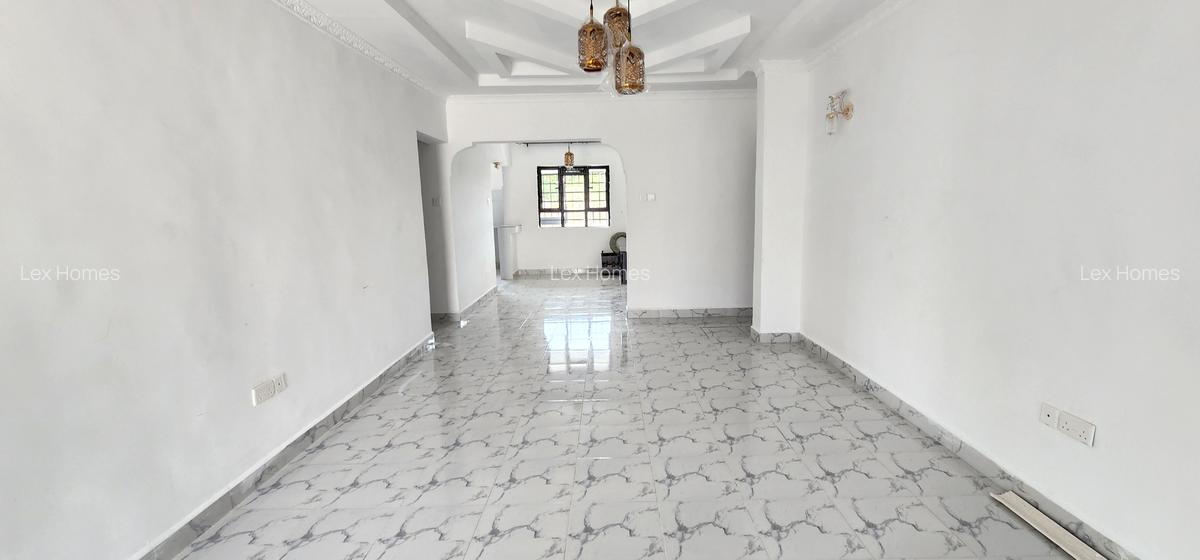 4 Bed House with En Suite at Magadi Road - 4