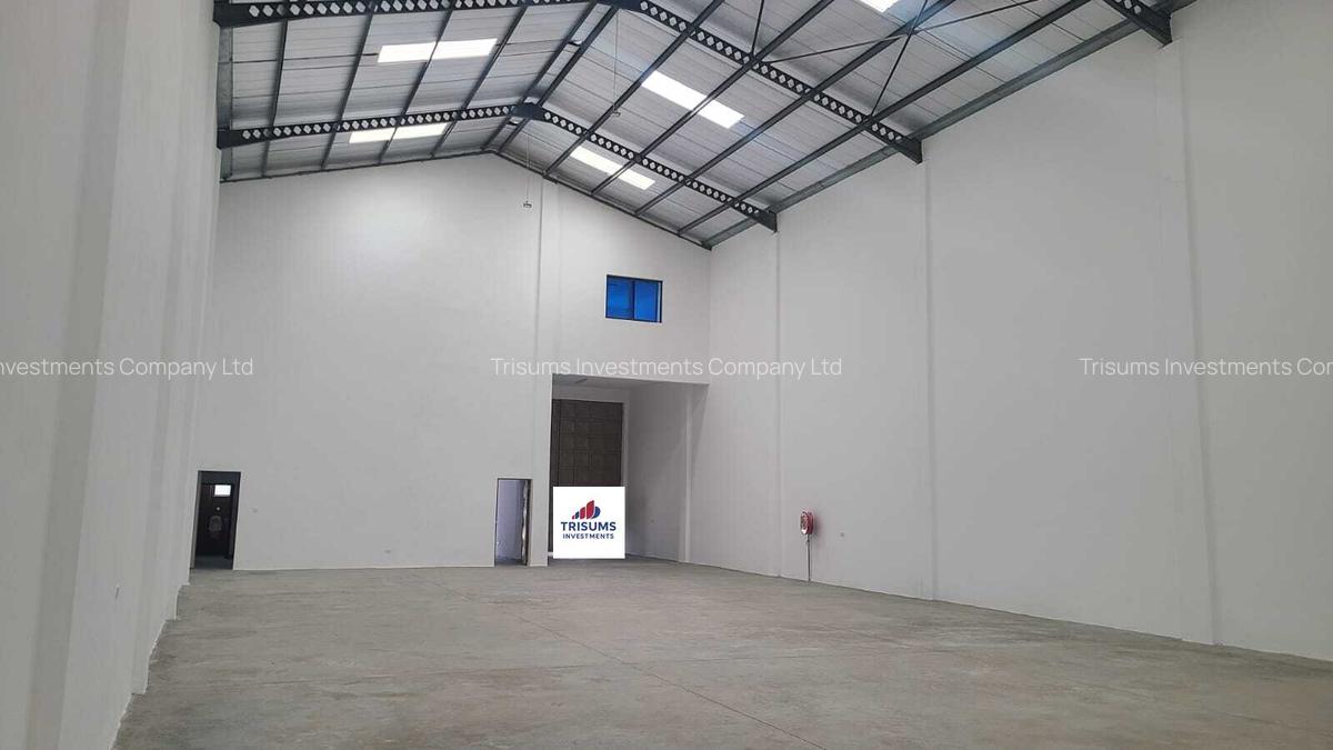 8,005 ft² Warehouse with Parking in Mlolongo - 1