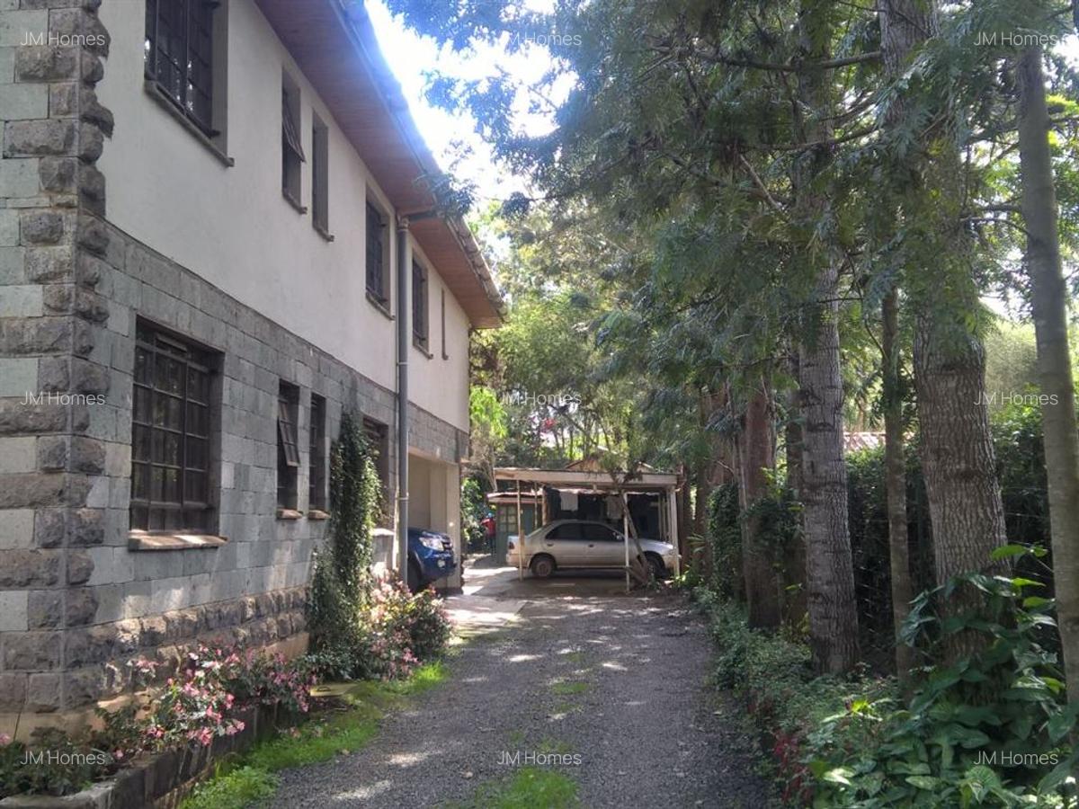 1 Bed Apartment with Parking at Fana Road Crescent - 6