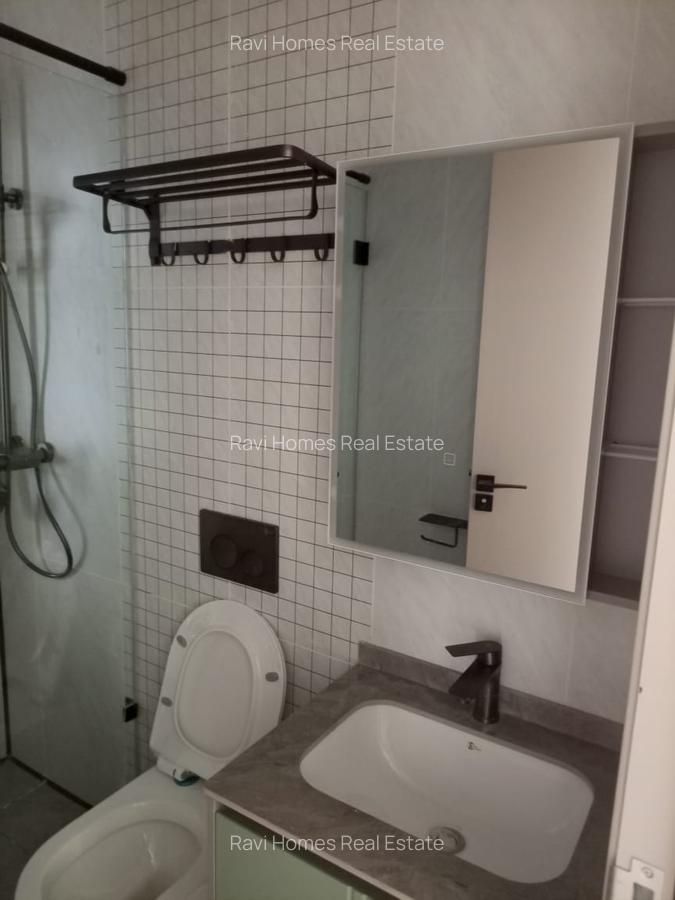 1 Bed Apartment with Swimming Pool in Kilimani - 14