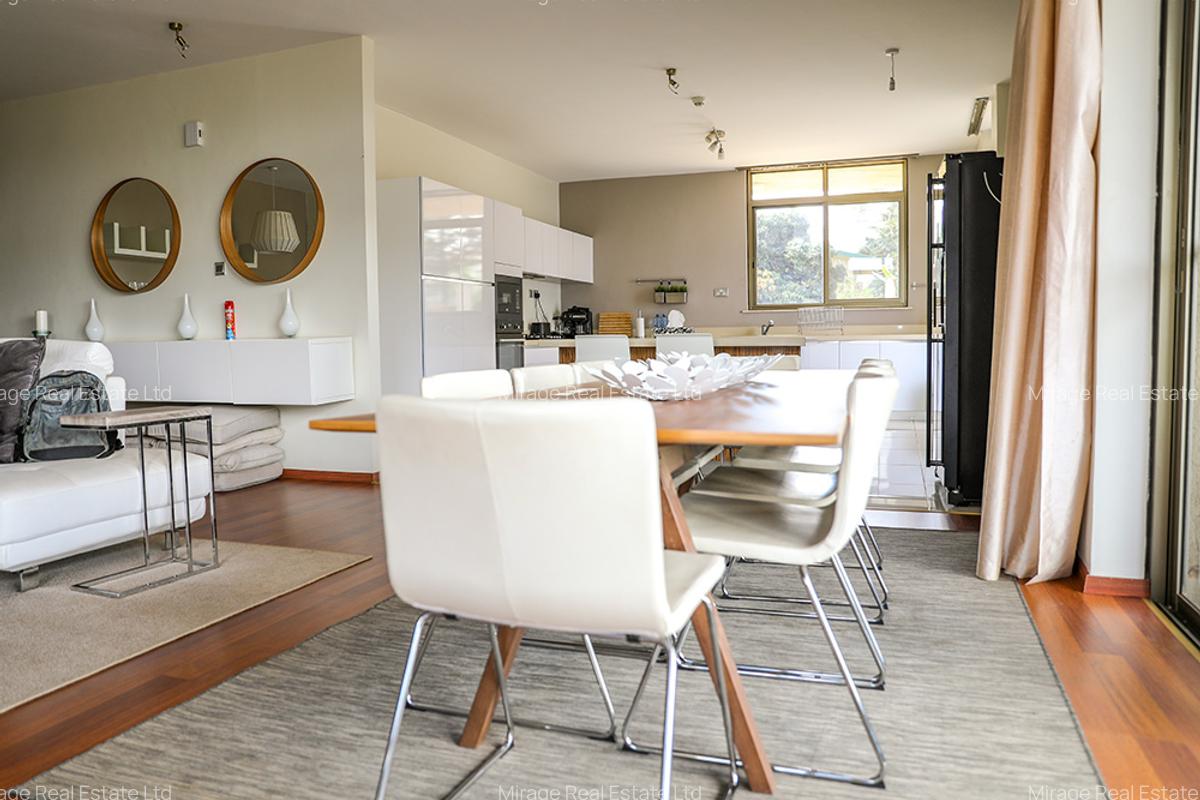 Serviced 3 Bed Apartment with En Suite in Parklands - 8