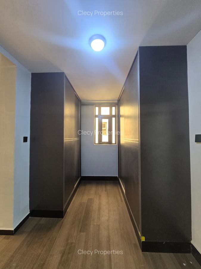 6 Bed House with En Suite at Kimbo - 14