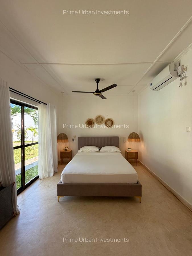 4 Bed House with En Suite at Watamu Beach - 11