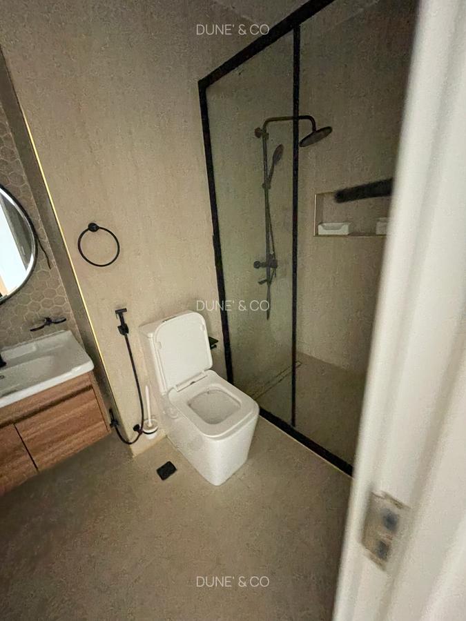 2 Bed Apartment with En Suite in Westlands Area - 15