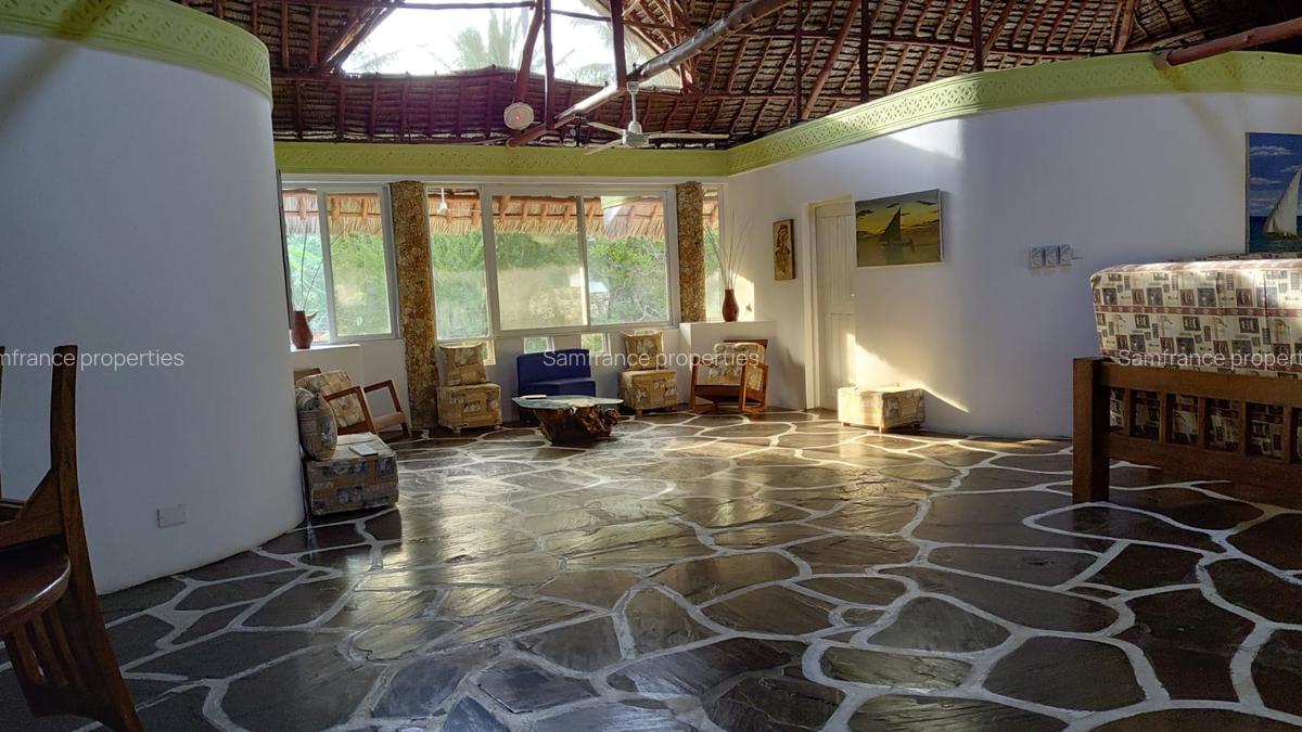 5 Bed Villa with En Suite at Goroda Watamu - 7