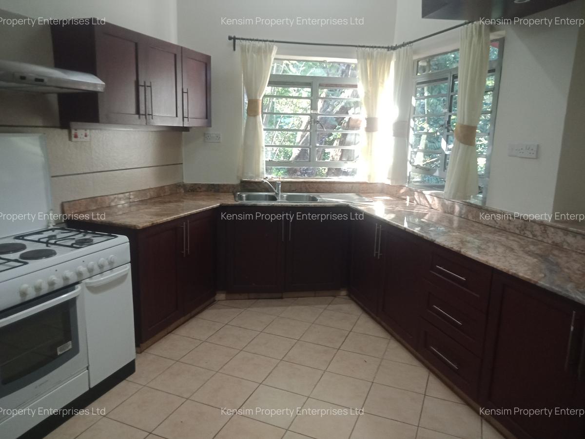 5 Bed Townhouse with En Suite in Kitisuru - 7