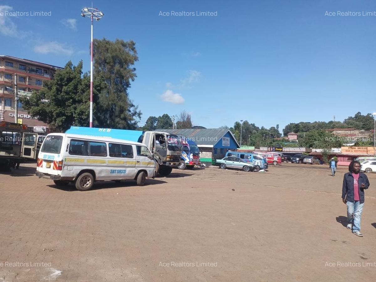 3,200 ft² Commercial Property with Service Charge Included at Dagoretti Road - 5
