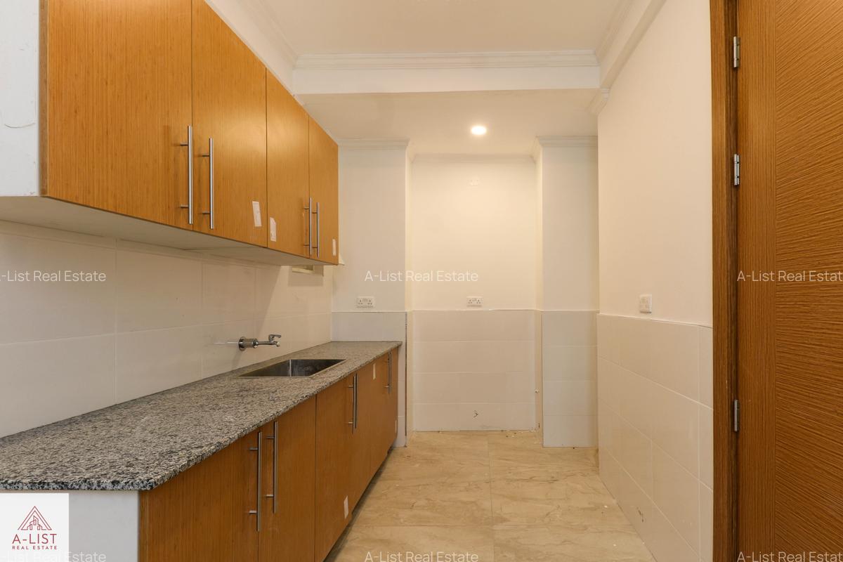 3 Bed Apartment with En Suite at City Park Drive - 15