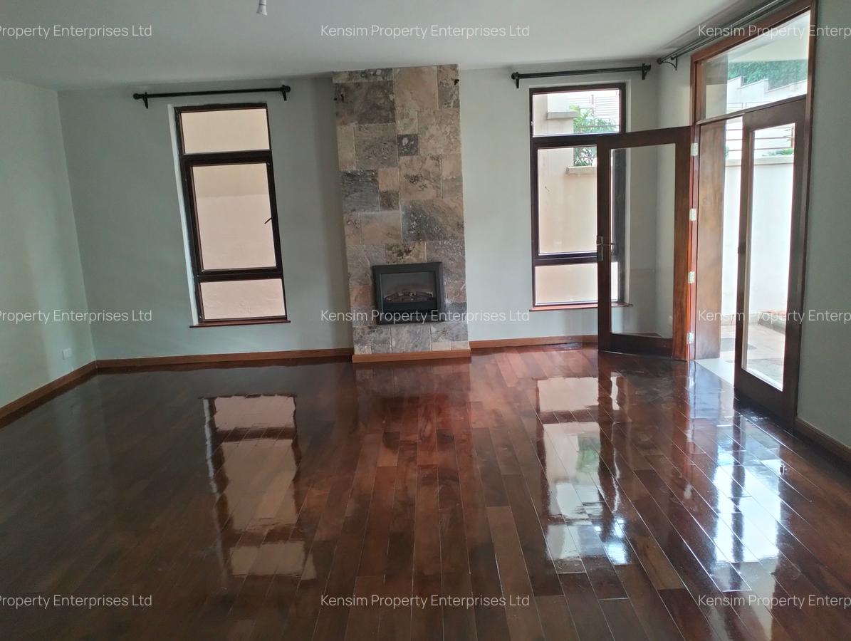 5 Bed Townhouse with En Suite in Lavington - 7