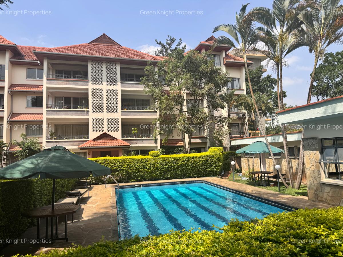 Serviced 4 Bed Apartment with En Suite in Kilimani - 1