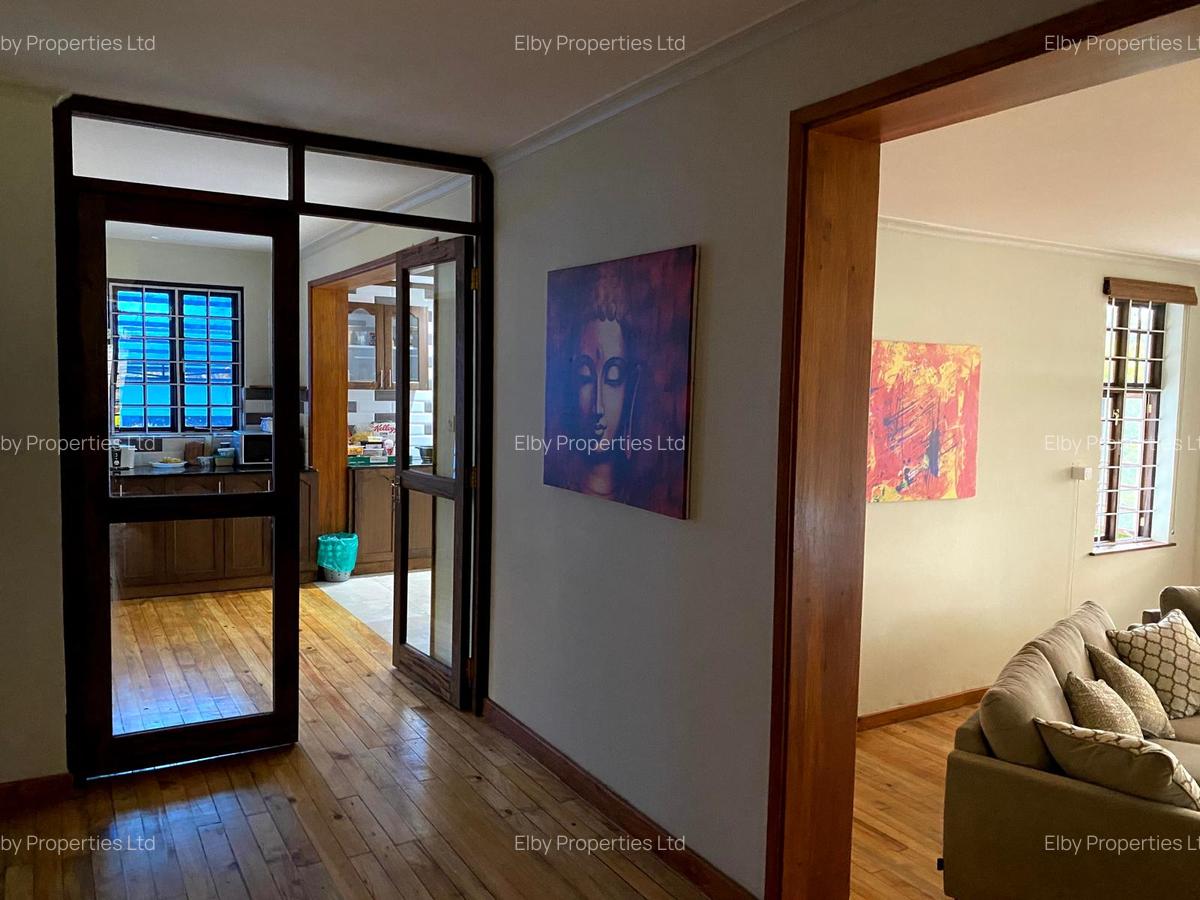 7 Bed House with En Suite in Runda - 5