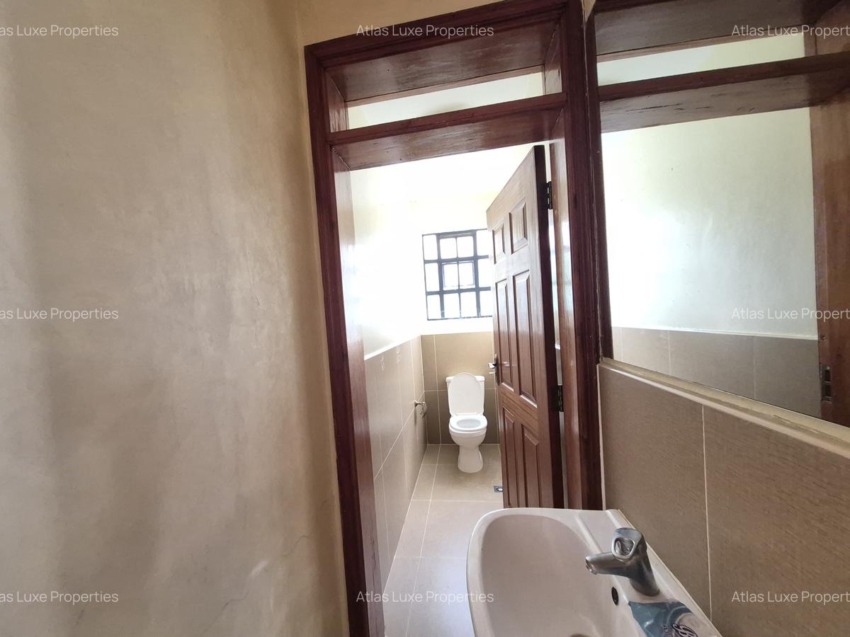 4 Bed Townhouse with En Suite in Kiambu Road - 10