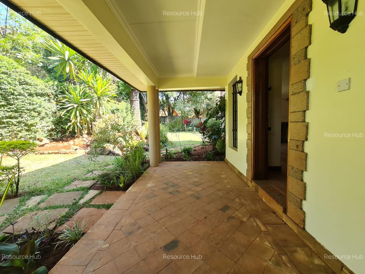 4 Bed House with En Suite at Miotoni - 4
