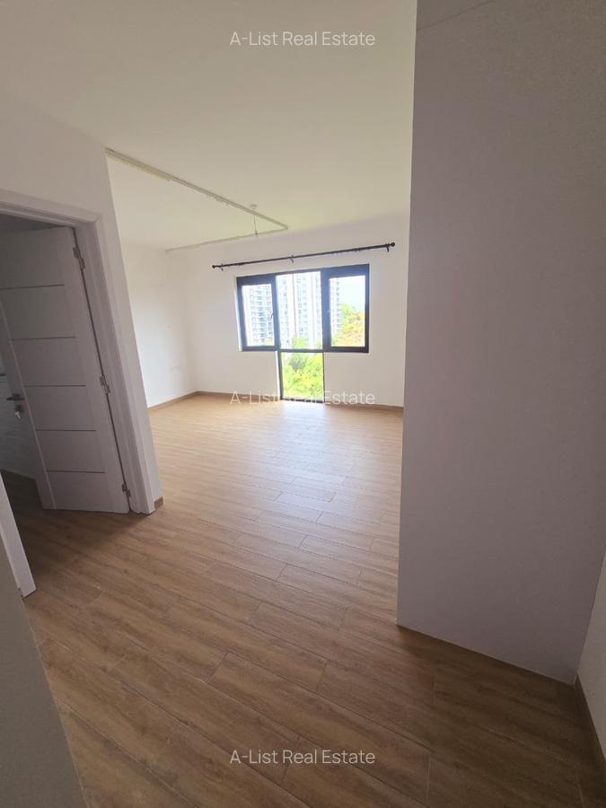 3 Bed Apartment with En Suite at Othaya Road - 10