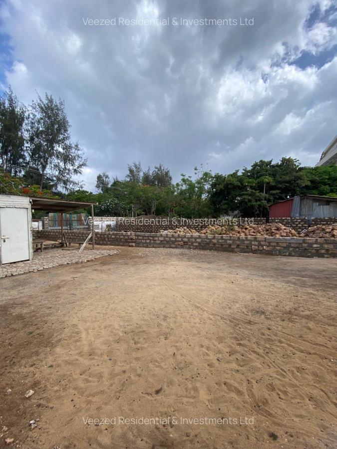 Residential Land in Nyali Area - 3