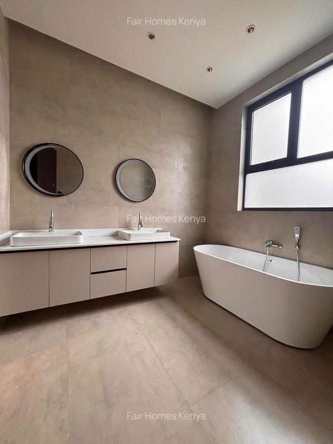 5 Bed Townhouse with En Suite at Manyani East - 13