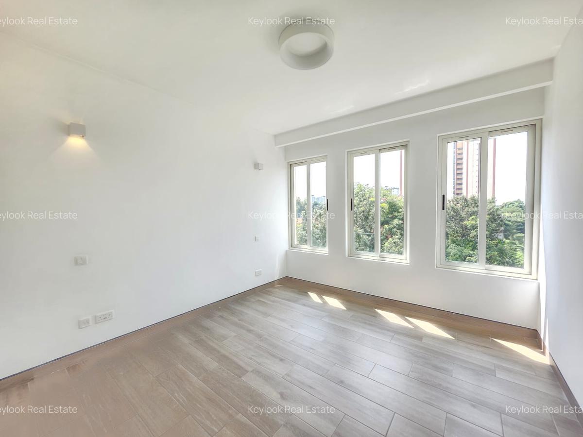 3 Bed Apartment with En Suite at Denis Pretty Road - 5