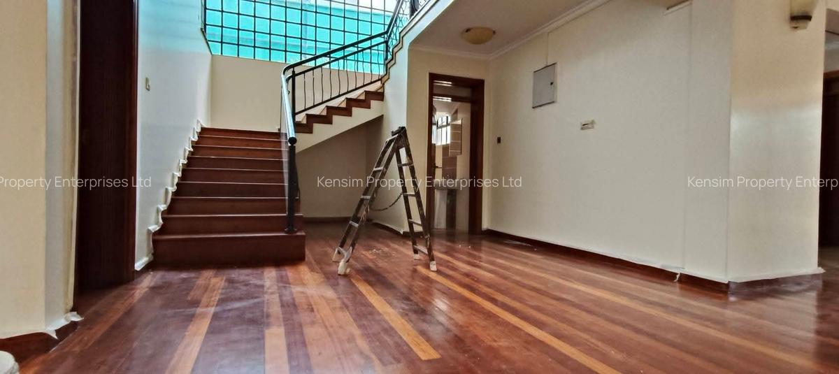 4 Bed Townhouse with En Suite in Kiambu Road - 4