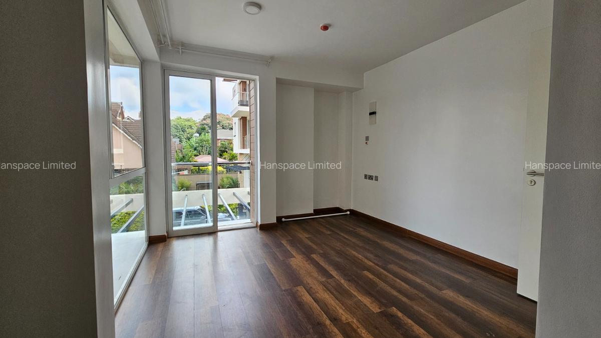 4 Bed Villa with En Suite in Lavington - 13