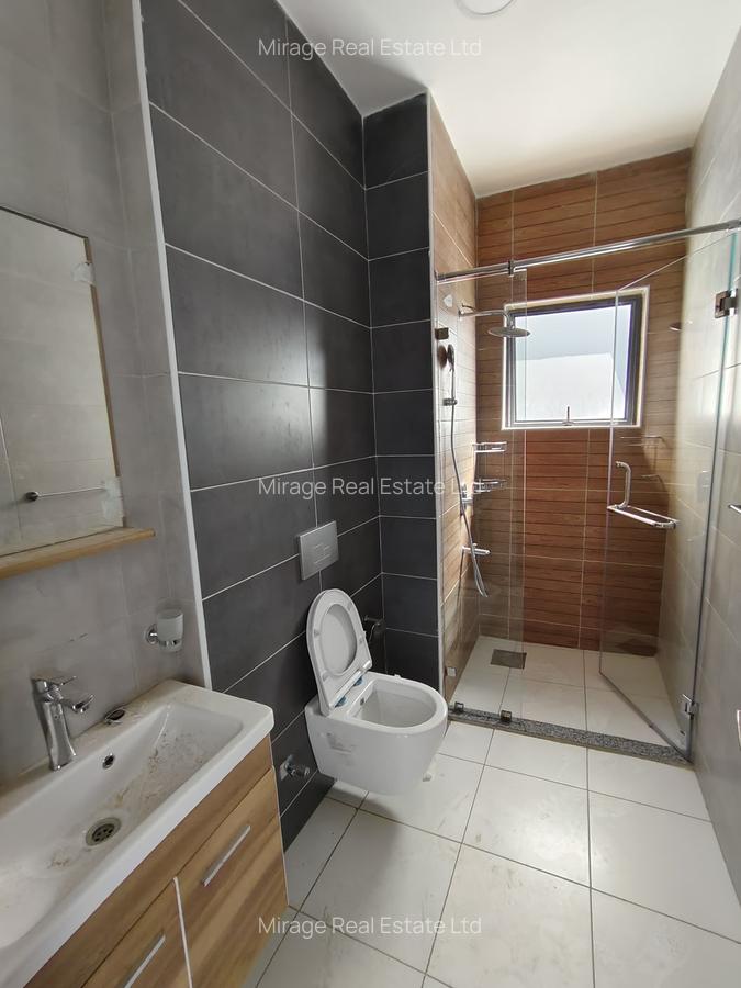 3 Bed Apartment with En Suite in Lavington - 16