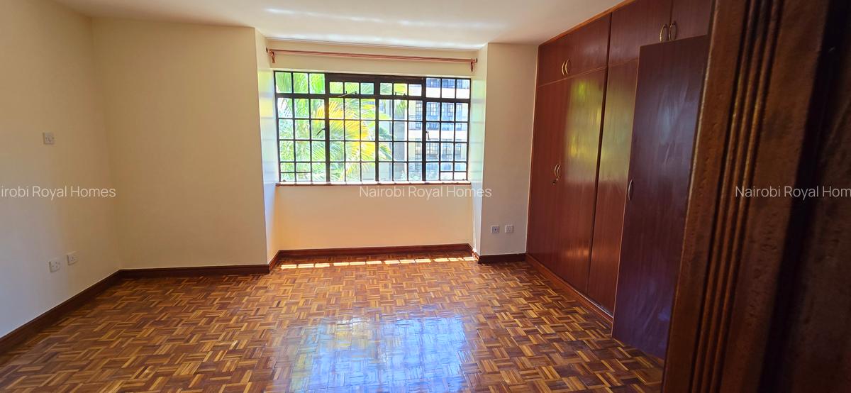 4 Bed Townhouse with En Suite at Lavington Off James Gichuru - 19