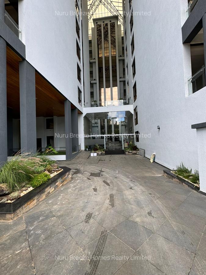 4 Bed Apartment with En Suite in Spring Valley - 1