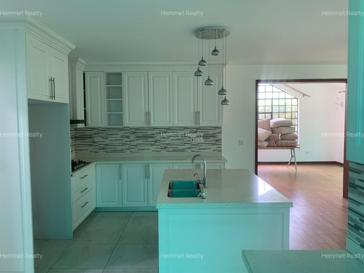 4 Bed Villa with En Suite in Kitisuru - 7