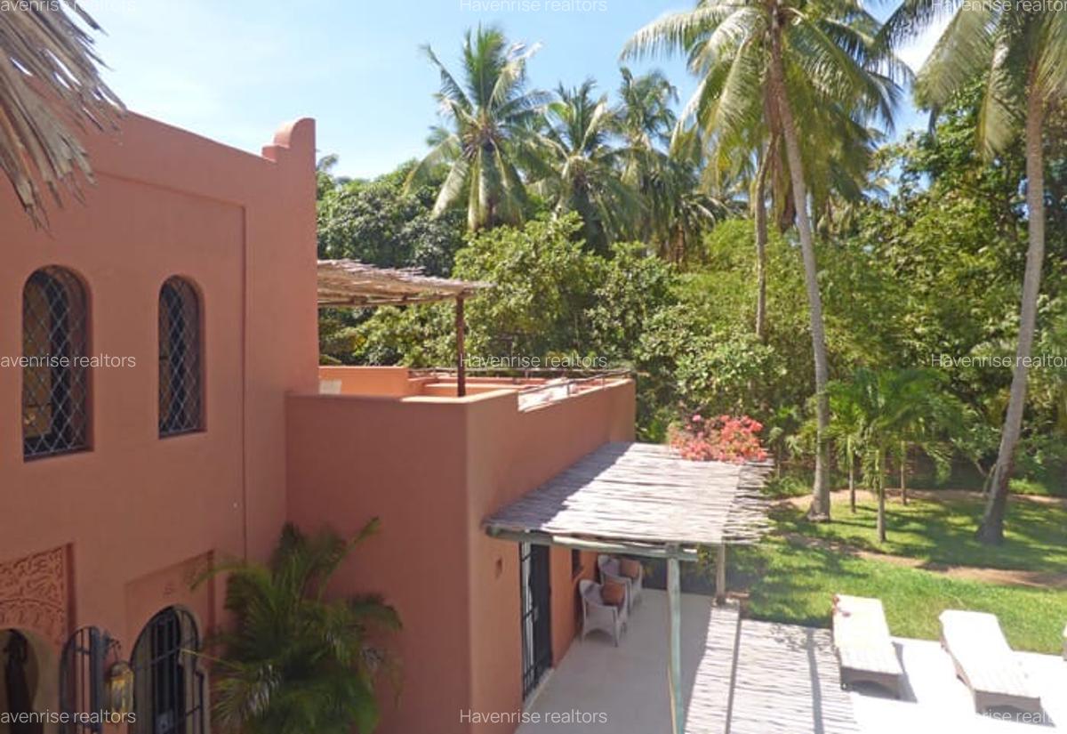4 Bed House at Watamu - 5