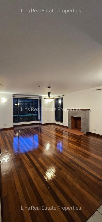 4 Bed Townhouse with En Suite in Runda - 12