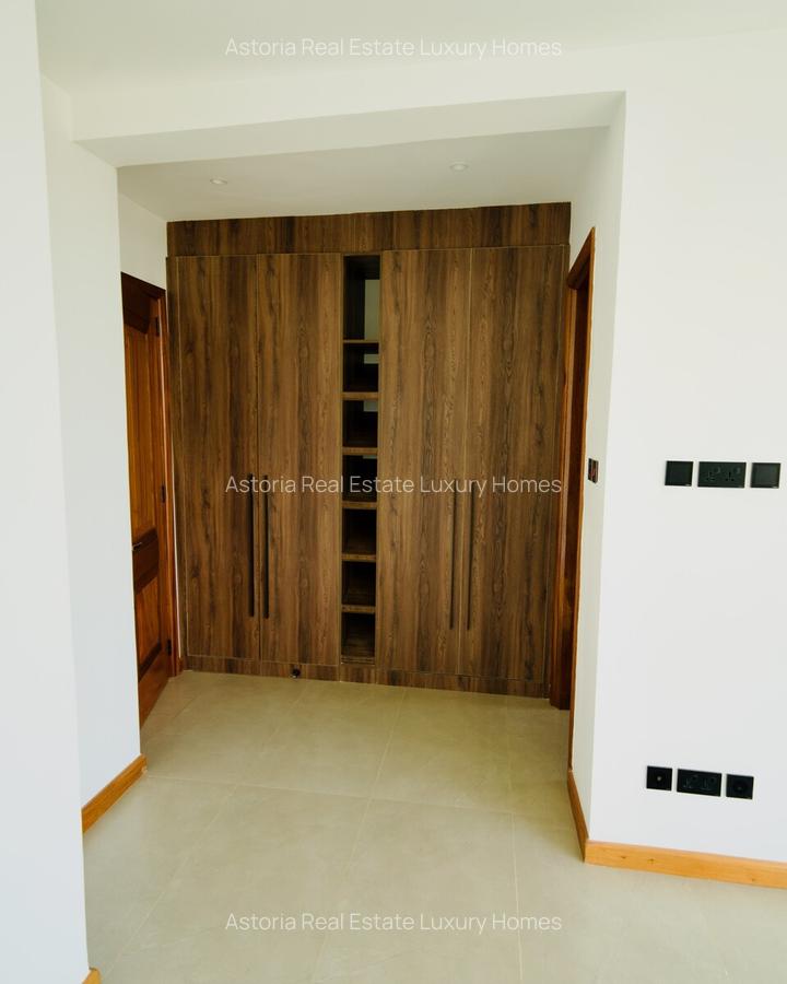 3 Bed Apartment with En Suite at 2026-128 3 Bed - 15