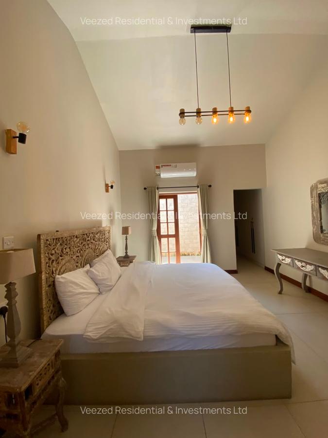 3 Bed Villa with En Suite in Bofa - 8