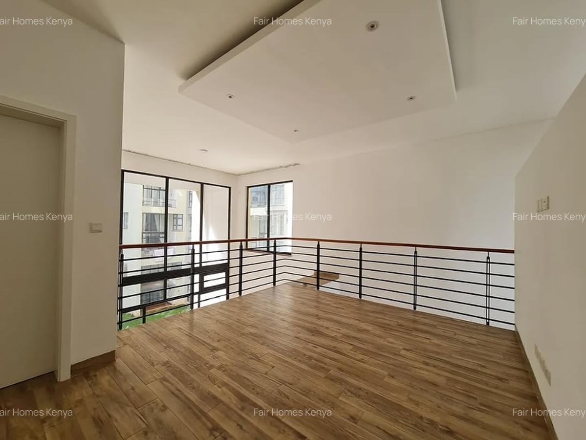 4 Bed Apartment with En Suite at Riverside Drive - 11