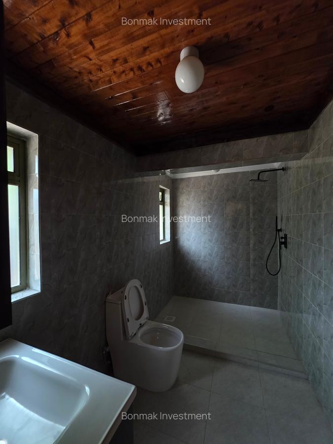 4 Bed Townhouse with En Suite at Lavington Green - 20