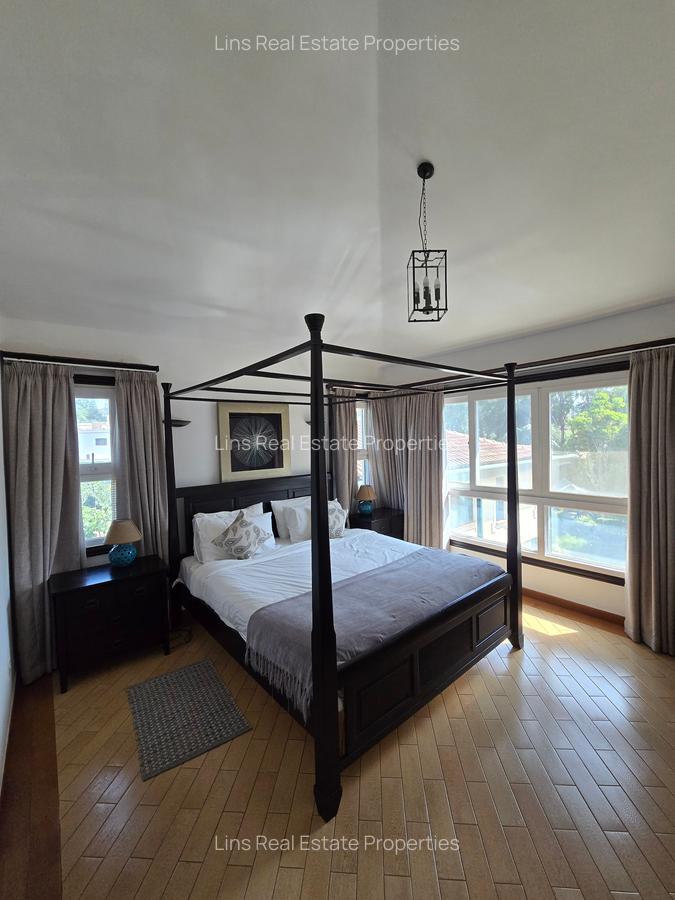 4 Bed Townhouse with En Suite in Westlands Area - 11