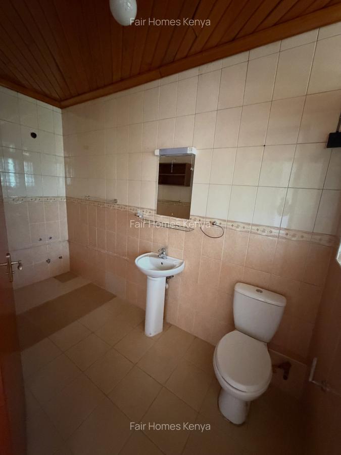 4 Bed Townhouse with En Suite at Amboseli Road - 11
