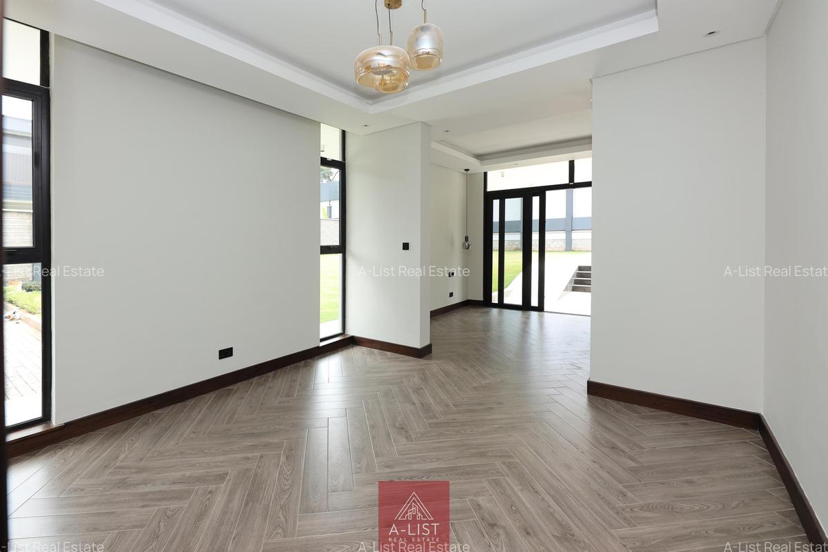 6 Bed Villa with En Suite at Nyari - 4