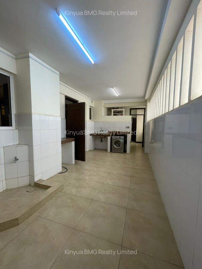 Serviced 2 Bed Apartment with En Suite in Nyali Area - 7