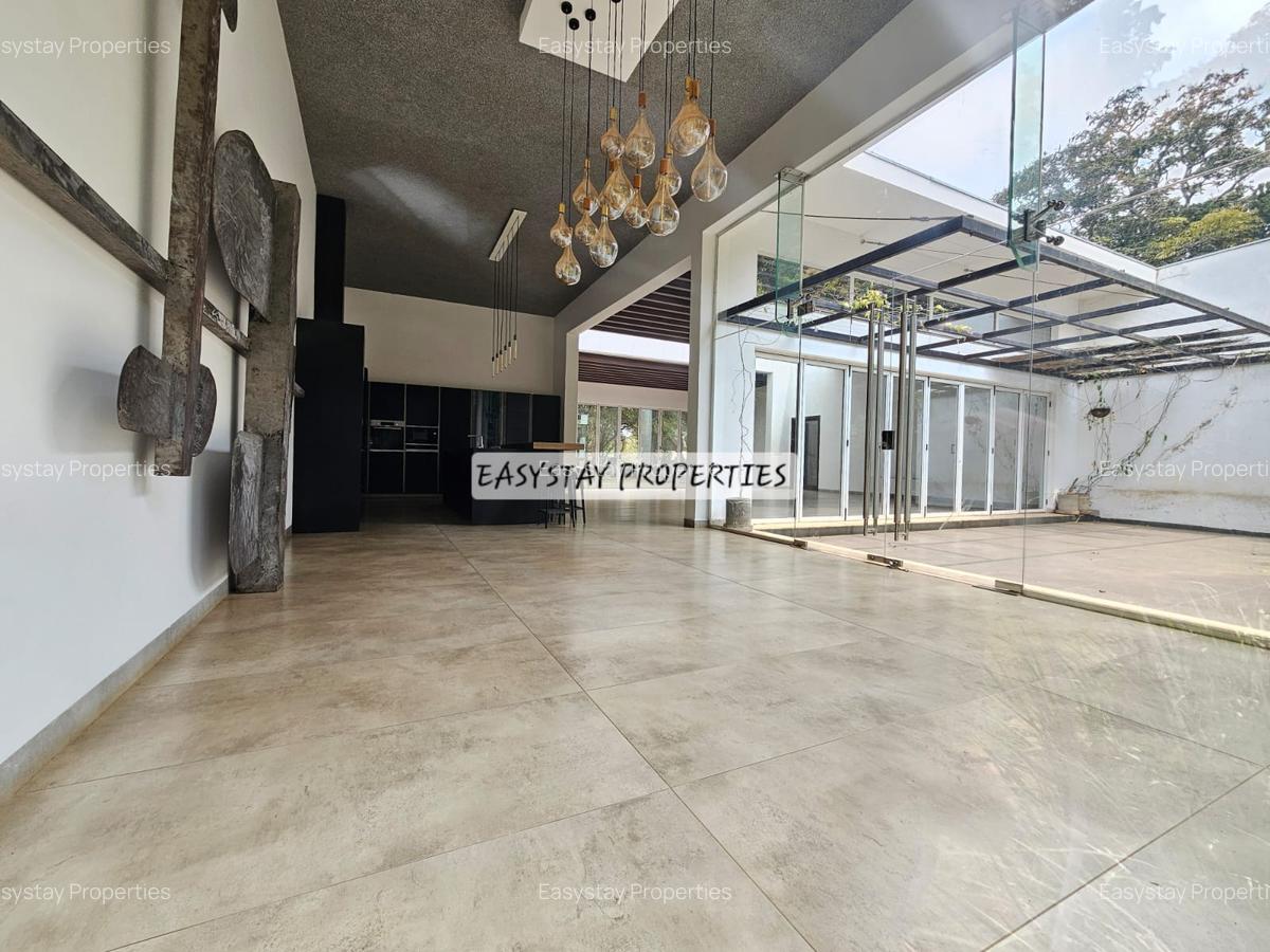 4 Bed House with En Suite in Runda - 13