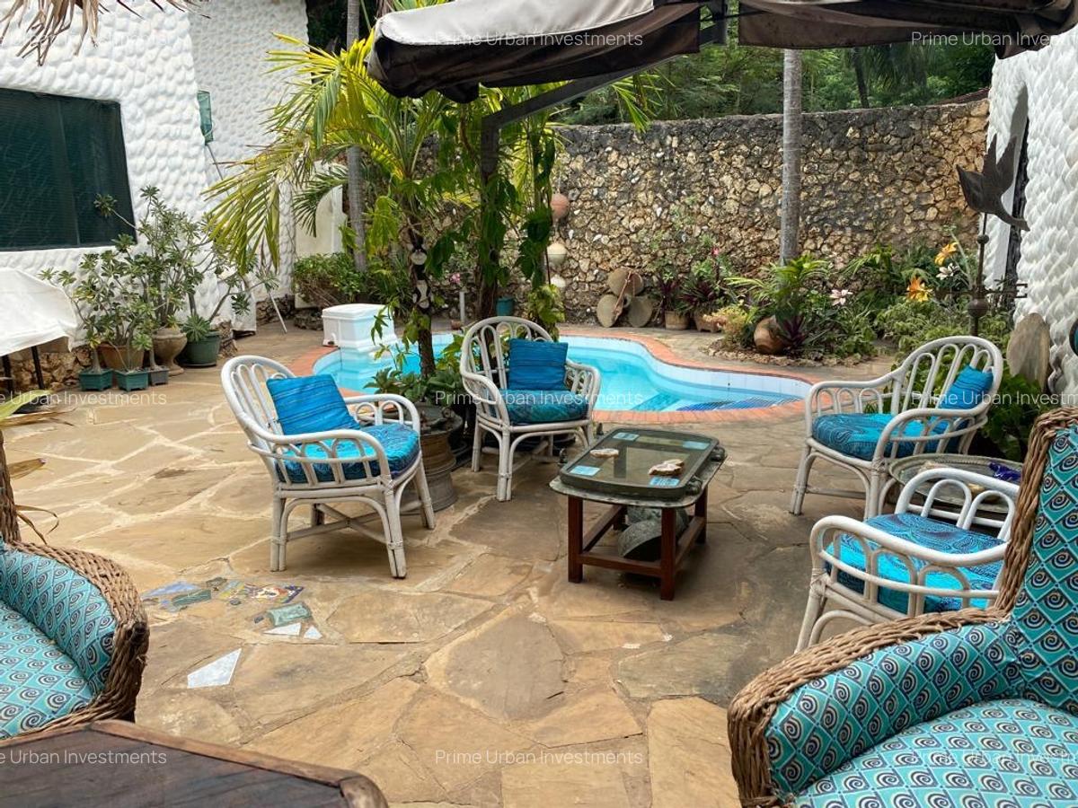 4 Bed House with En Suite in Mtwapa - 4