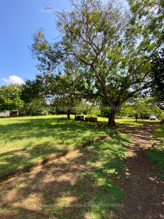 2 ac Land in Nyali Area - 3