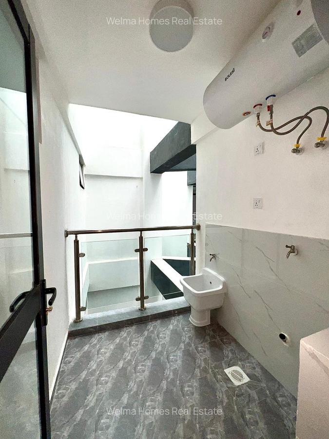2 Bed Apartment with En Suite in Westlands Area - 17