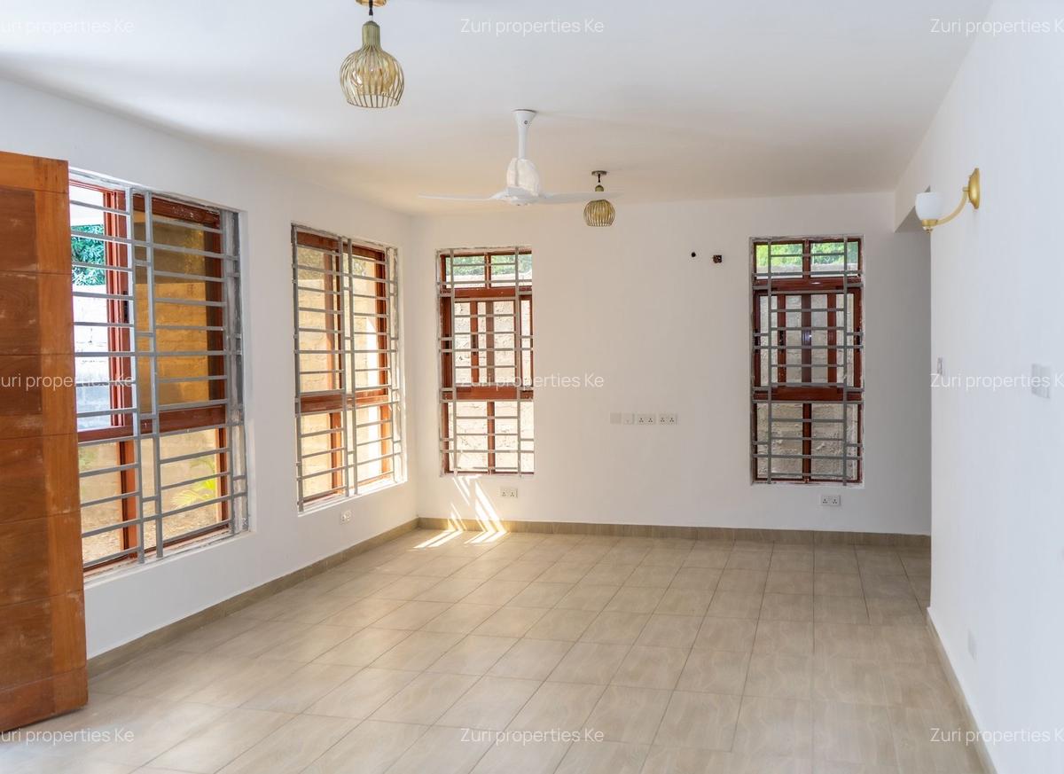 5 Bed Villa with En Suite at Milimani Kisumu - 14