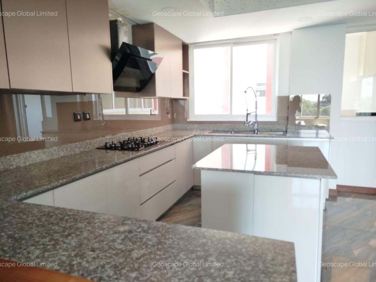 4 Bed Apartment with En Suite in General Mathenge - 8