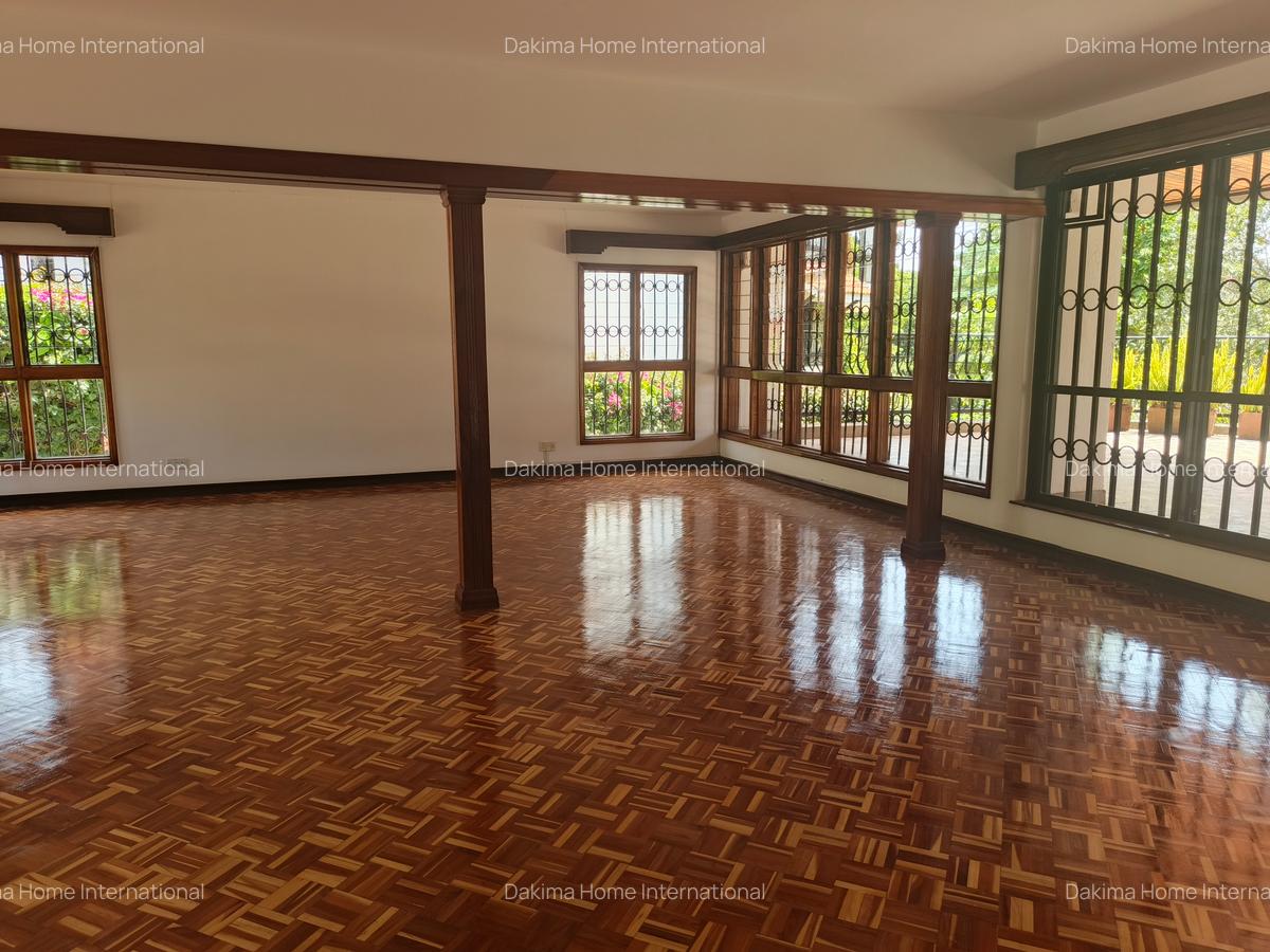 5 Bed House with En Suite in Gigiri - 4