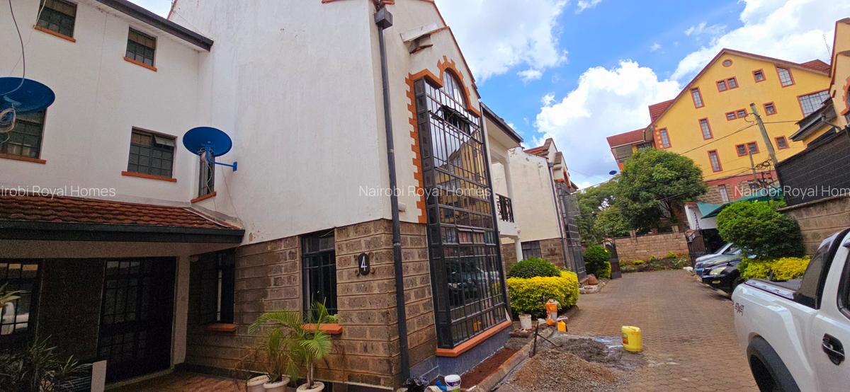 4 Bed Townhouse with En Suite at Mbaazi Road - 4